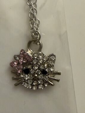 Party Favors
 Lot of 16 Rhinestone Kitty Necklaces